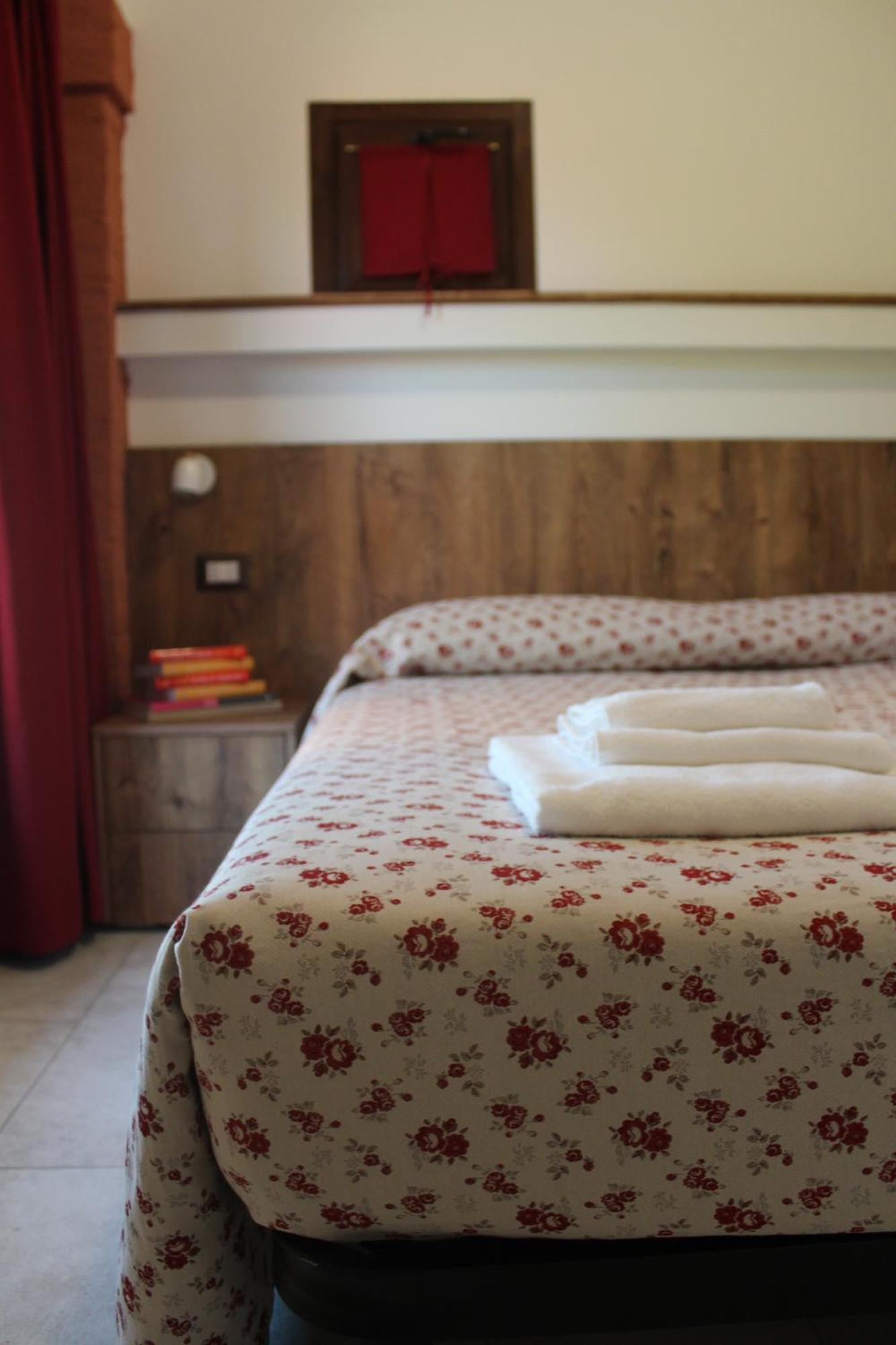 Agriturismo La Lupa Madonna della Provvidenza Eksteriør billede